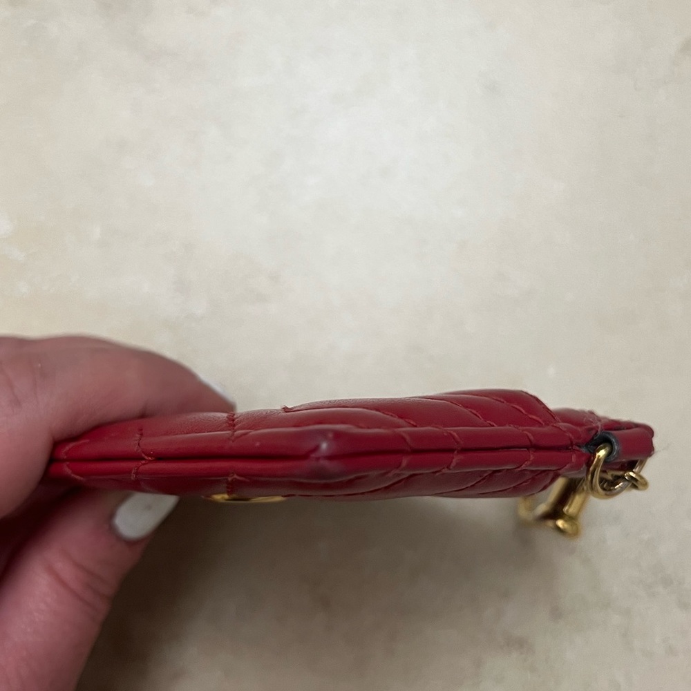 Gucci GG Marmont 2.0 Quilted Card Holder - Picture 8 of 11